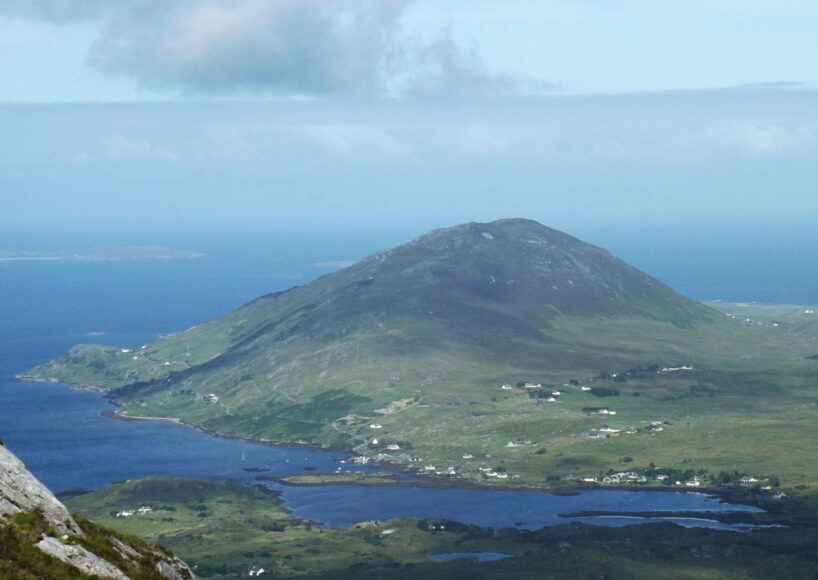 Rescue team searching for man missing around Tully Mountain in Connemara