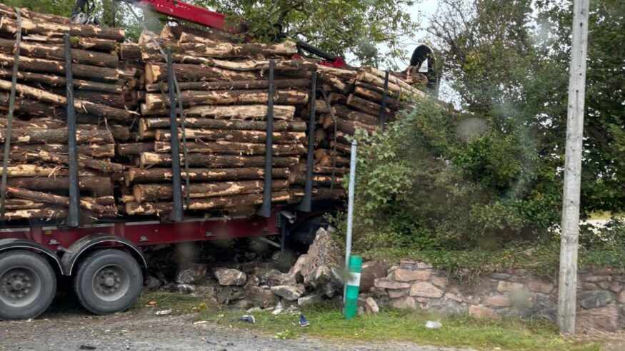 Traffic delays expected at Clooniffe Cross Moycullen after collision